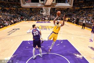 同时影响了 同时影响了